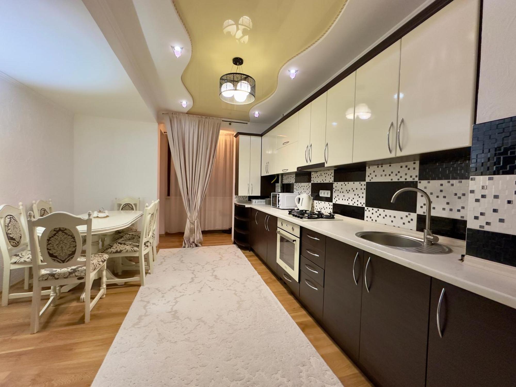 Bernardazzi Grand Hotel Chisináu Habitación foto