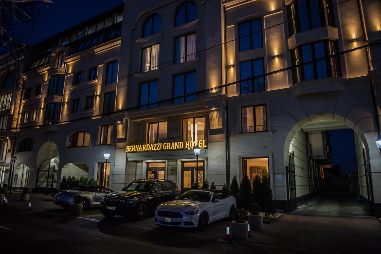 Bernardazzi Grand Hotel Chisináu Exterior foto